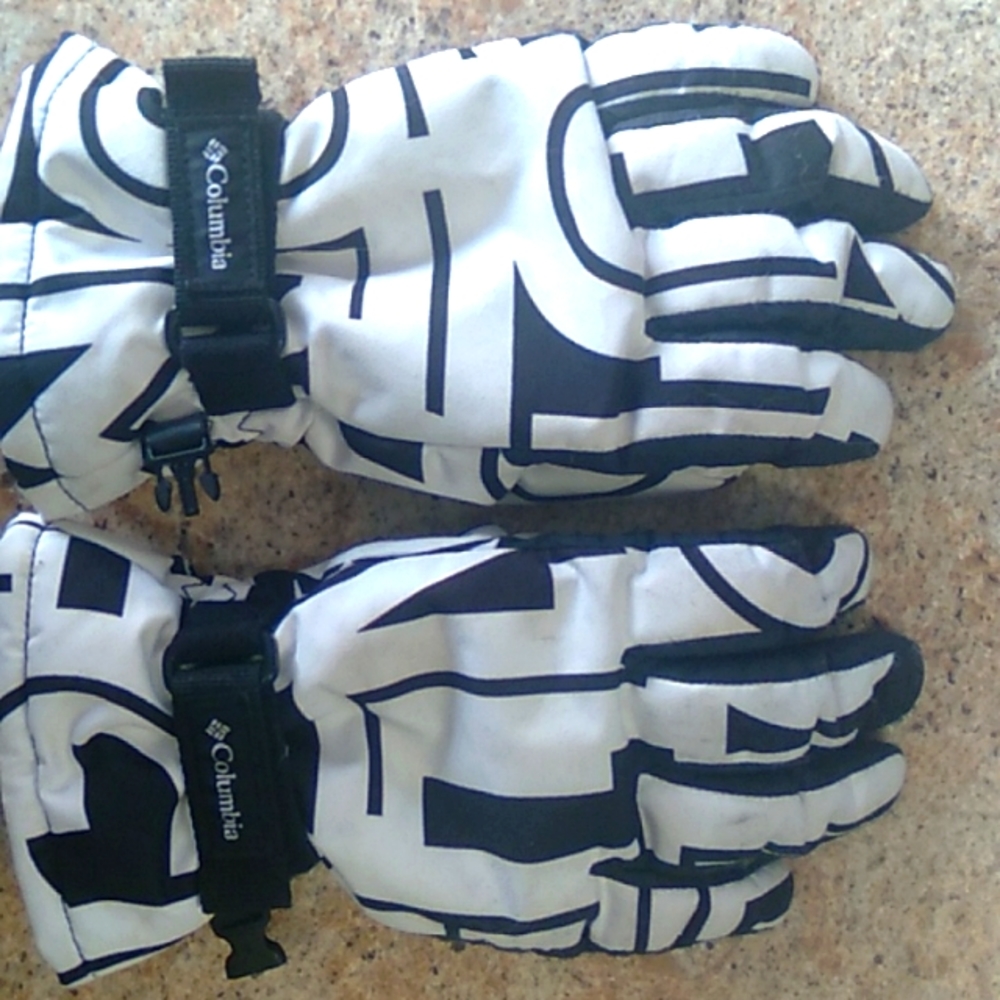 Kids Columbia winter gloves